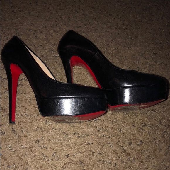 Auth Christian Louboutin Bianca Pump Black Leather - Picture 6 of 8
